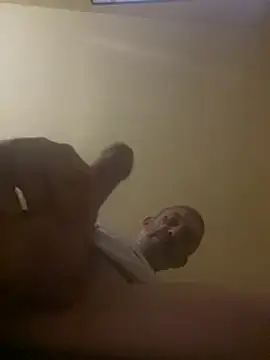 Snapshot of chris_sbh chatting on January 2025 01:41:02 AM chris sbh online show from January 2025 01:41:02 AM