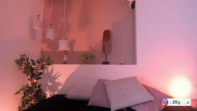 Snapshot of Ally_addams chatting on September 2025 10:21:02 PM Ally addams online show from September 2025 10:21:02 PM