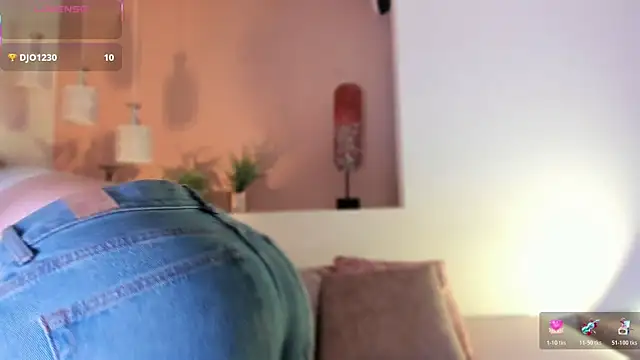 Snapshot of Ally_addams chatting on November 2025 05:10:01 AM Ally addams online show from November 2025 05:10:01 AM