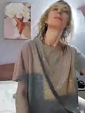 AvelinaLeoni online show from December 2024 05:48:01 AM