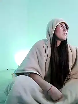 Elle Lee  online show from December 2024 05:32:01 AM