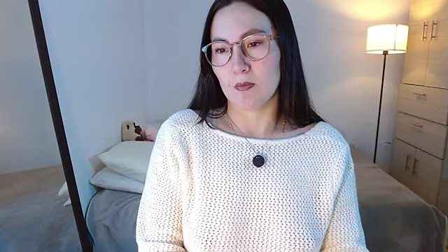 Snapshot of Elle_Lee_ chatting on April 2026 11:58:01 AM Elle Lee online show from April 2026 11:58:01 AM