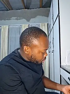 Snapshot of LaughRiotX chatting on April 2026 06:43:01 PM LaughRiotX online show from April 2026 06:43:01 PM