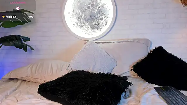 Snapshot of Elise_Diamond chatting on February 2025 04:55:01 AM Elise Diamond online show from February 2025 04:55:01 AM