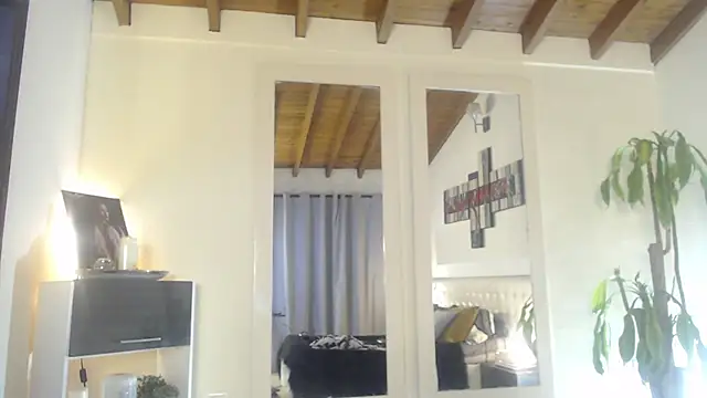  Pamela doll online show from April 2026 11:48:01 PM