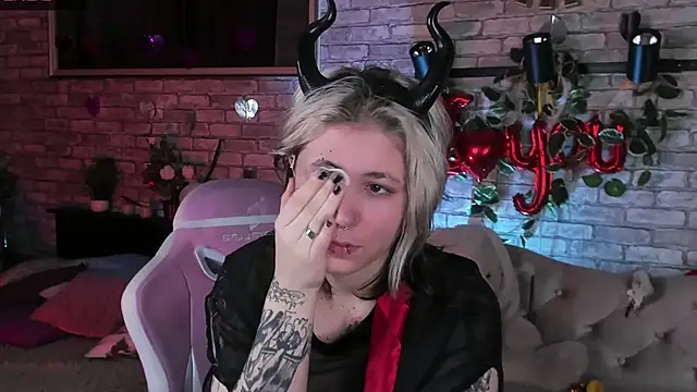 Snapshot of Alex_Howell chatting on February 2025 08:54:02 PM Alex Howell online show from February 2025 08:54:02 PM