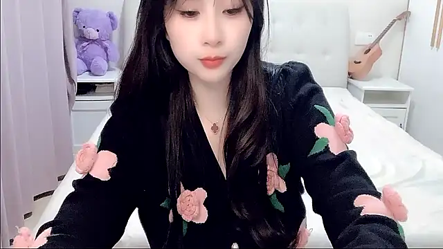 aisha123123 online show from October 2025 02:18:01 PM