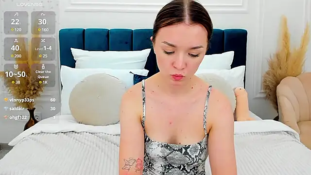 VirginOlly online show from February 2025 07:41:02 PM