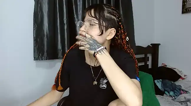 saritapretyy online show from February 2025 01:52:01 AM