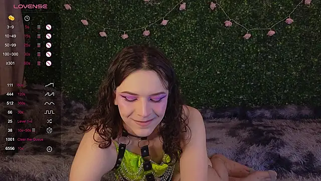 Snapshot of EkaterinaUpple chatting on March 2026 06:12:02 PM EkaterinaUpple online show from March 2026 06:12:02 PM