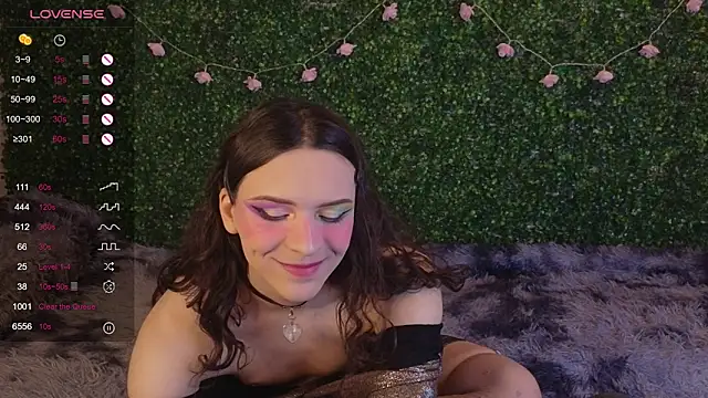 Snapshot of EkaterinaUpple chatting on March 2026 05:57:02 PM EkaterinaUpple online show from March 2026 05:57:02 PM