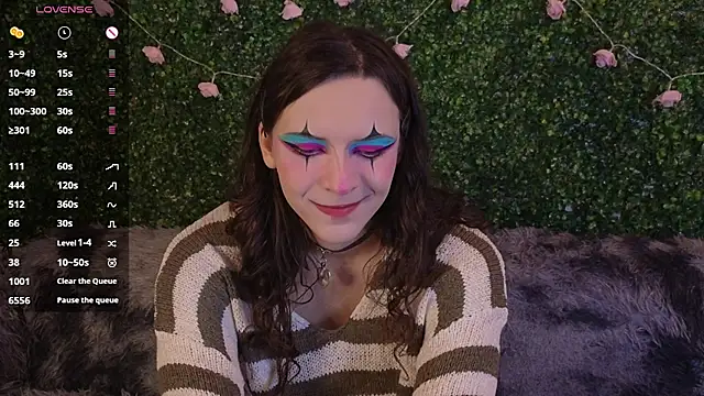 Snapshot of EkaterinaUpple chatting on April 2026 06:10:01 PM EkaterinaUpple online show from April 2026 06:10:01 PM