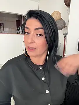 Snapshot of karenlennox1 chatting on March 2026 10:09:01 PM karenlennox1 online show from March 2026 10:09:01 PM