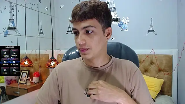 SkinnyBoy  online show from March 2025 12:01:02 PM