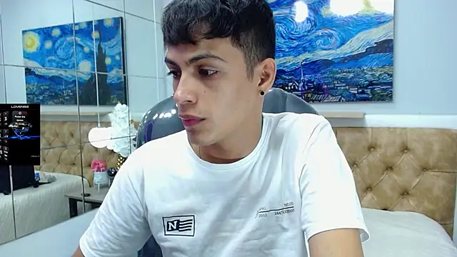 SkinnyBoy  online show from September 2025 07:46:02 PM