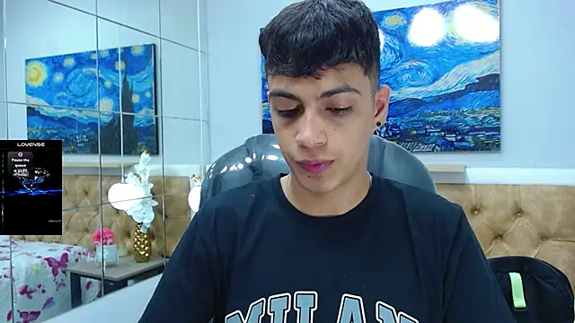 SkinnyBoy  online show from October 2025 12:25:02 PM