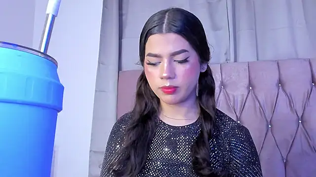 Ashley piinkk  online show from March 2025 12:00:01 PM