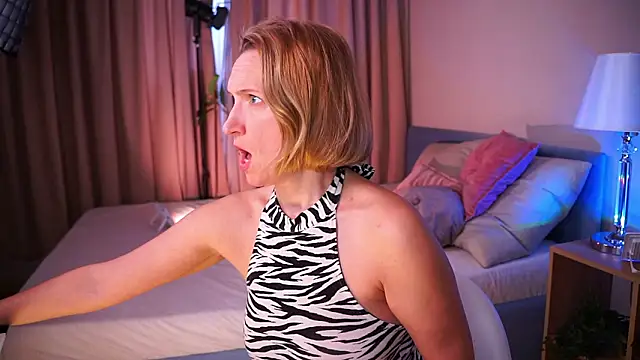 Snapshot of UmaTruewoman chatting on March 2026 02:44:02 PM UmaTruewoman online show from March 2026 02:44:02 PM