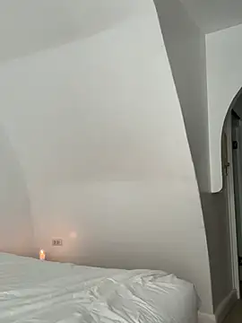 Snapshot of UmaTruewoman chatting on April 2026 12:27:02 AM UmaTruewoman online show from April 2026 12:27:02 AM