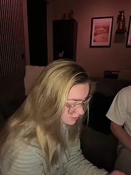 Snapshot of xX_HotCouple_Xx chatting on September 2025 08:12:02 PM xX HotCouple Xx online show from September 2025 08:12:02 PM