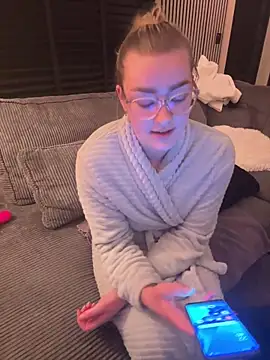 xX HotCouple Xx online show from December 2025 09:41:02 PM