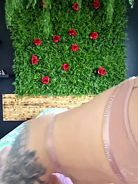 ladoucedu34 online show from April 2026 01:49:02 PM