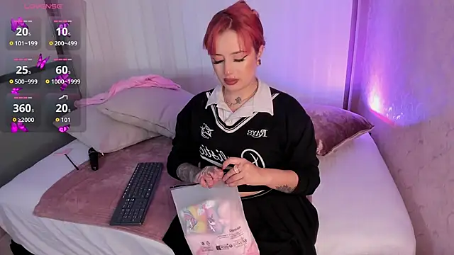 Snapshot of Paiige_peach chatting on May 2026 06:16:02 PM Paiige peach online show from May 2026 06:16:02 PM