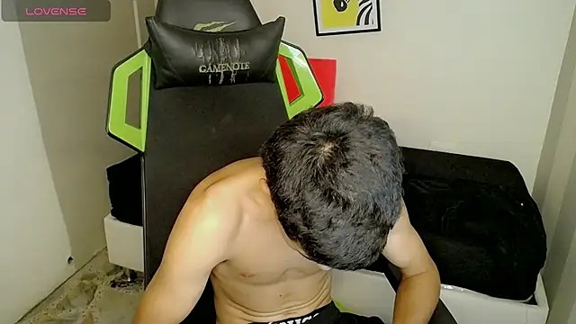 bby santi online show from November 2025 08:24:02 PM