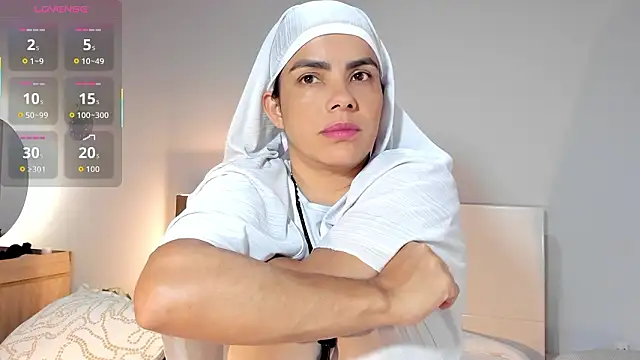 Snapshot of ClaraMariaMon chatting on March 2026 04:11:02 PM ClaraMariaMon online show from March 2026 04:11:02 PM