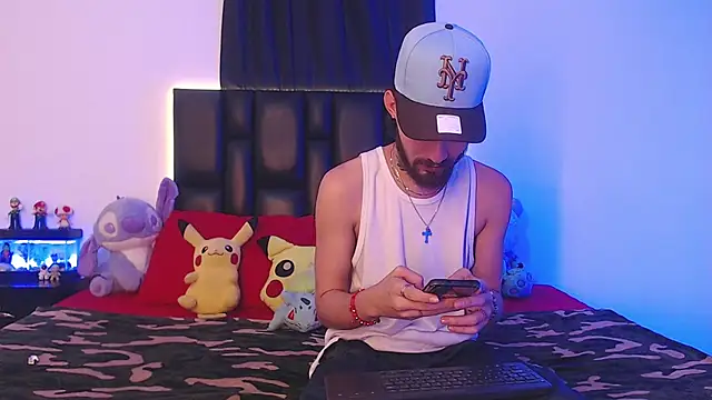 Brutal Sex Fucking online show from March 2025 07:49:02 PM