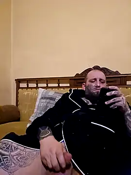 Snapshot of TattooedDick92 chatting on January 2025 02:35:02 PM TattooedDick92 online show from January 2025 02:35:02 PM