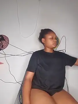 hot-tandy online show from March 2025 11:02:01 PM