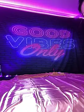 Snapshot of Highschoolpussy chatting on February 2025 08:20:02 PM Highschoolpussy online show from February 2025 08:20:02 PM