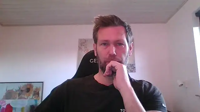 Gotta1 online show from November 2025 02:07:01 PM