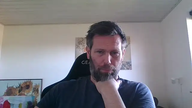 Snapshot of Gotta1 chatting on April 2026 12:41:01 PM Gotta1 online show from April 2026 12:41:01 PM
