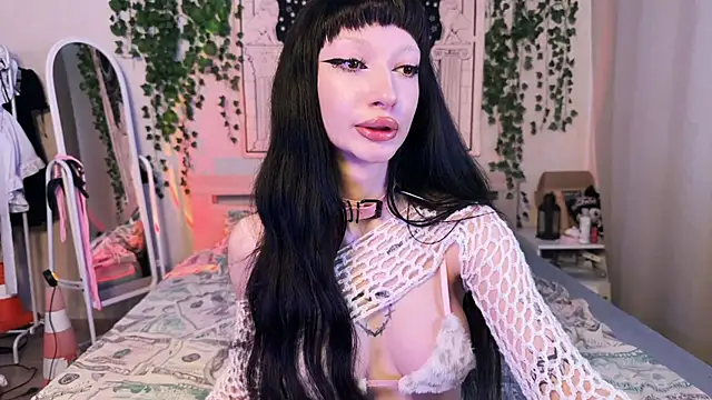 Marcellean online show from March 2025 05:21:02 AM