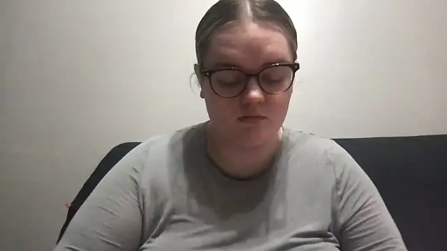 Snapshot of honeyyy24 chatting on March 2026 08:41:01 PM honeyyy24 online show from March 2026 08:41:01 PM