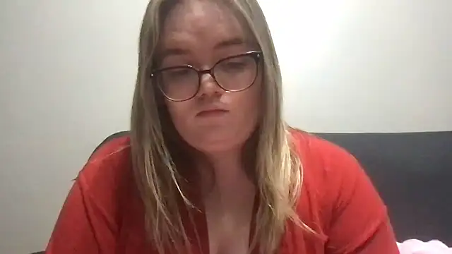 Snapshot of honeyyy24 chatting on March 2026 09:49:02 PM honeyyy24 online show from March 2026 09:49:02 PM