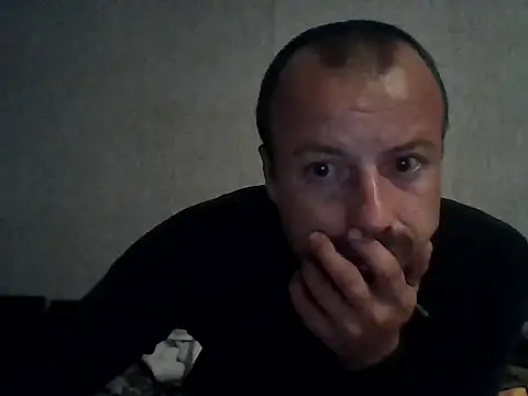 Snapshot of Nikolaiyy chatting on December 2025 12:42:01 AM Nikolaiyy online show from December 2025 12:42:01 AM