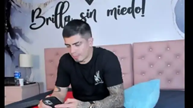  mrcock online show from December 2024 04:34:02 AM