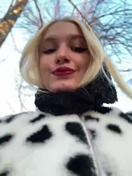 Milkyy wway online show from December 2024 07:39:02 AM