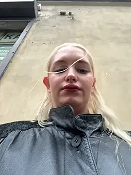 Milkyy wway online show from October 2025 12:24:01 PM