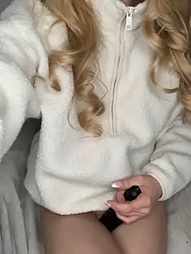 Lolitaxlola online show from November 2025 09:04:02 AM