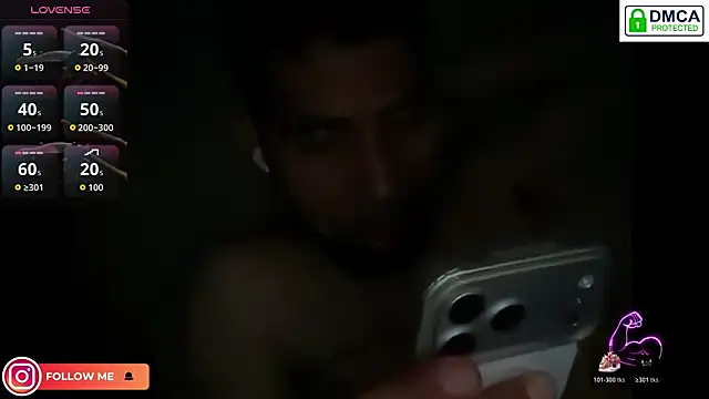 Snapshot of EnriquePersian197 chatting on May 2026 07:15:02 AM EnriquePersian197 online show from May 2026 07:15:02 AM