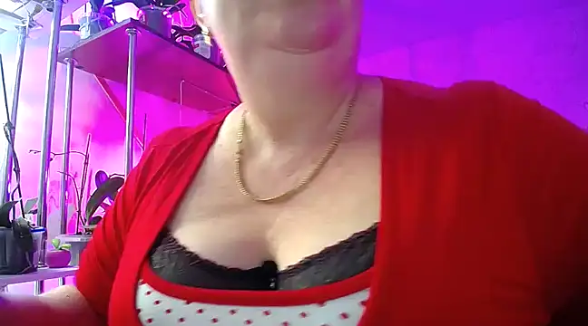 Snapshot of _Sweet_Woman chatting on January 2025 07:00:02 AM  Sweet Woman online show from January 2025 07:00:02 AM