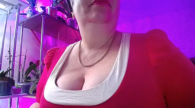 Snapshot of _Sweet_Woman chatting on January 2025 04:56:01 AM  Sweet Woman online show from January 2025 04:56:01 AM