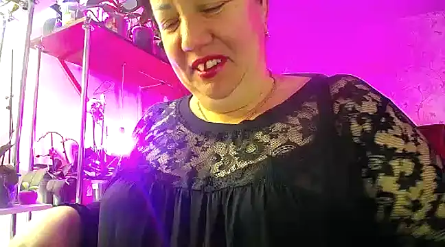 Snapshot of _Sweet_Woman chatting on February 2025 05:30:01 AM  Sweet Woman online show from February 2025 05:30:01 AM