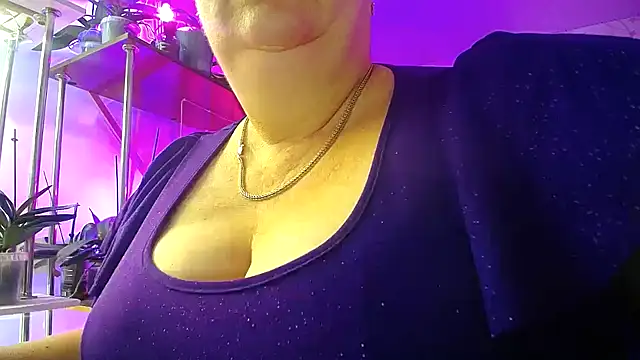 Snapshot of _Sweet_Woman chatting on October 2025 04:22:02 AM  Sweet Woman online show from October 2025 04:22:02 AM