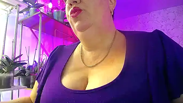 Snapshot of _Sweet_Woman chatting on October 2025 01:07:01 PM  Sweet Woman online show from October 2025 01:07:01 PM