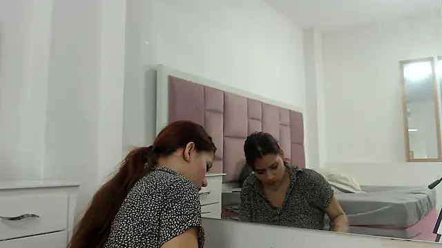 Snapshot of crystalhoneyy1 chatting on December 2024 11:34:02 AM crystalhoneyy1 online show from December 2024 11:34:02 AM